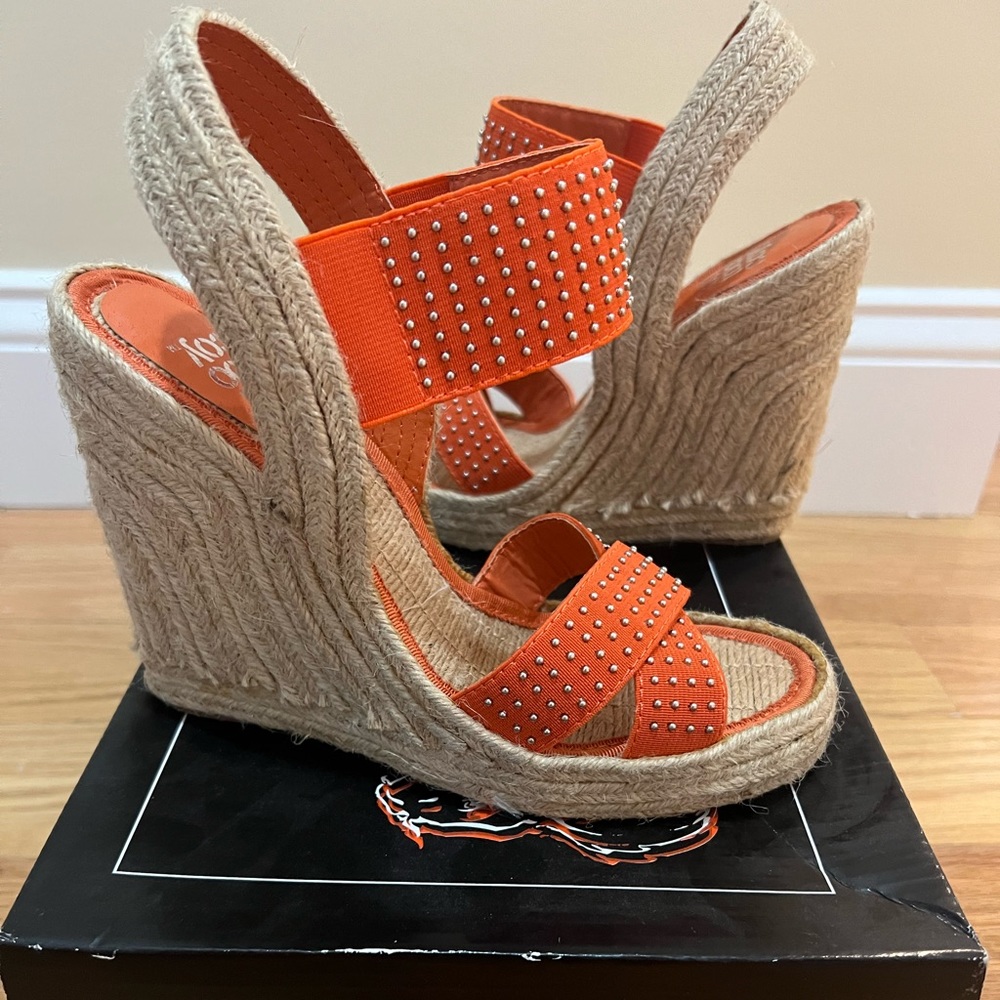 Shoes, size 5.5